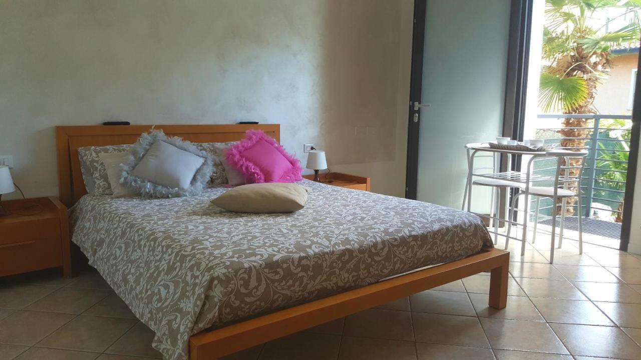 B&B Casa Gaia - Sirmione Exterior photo
